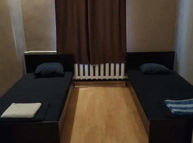 Private In The Center